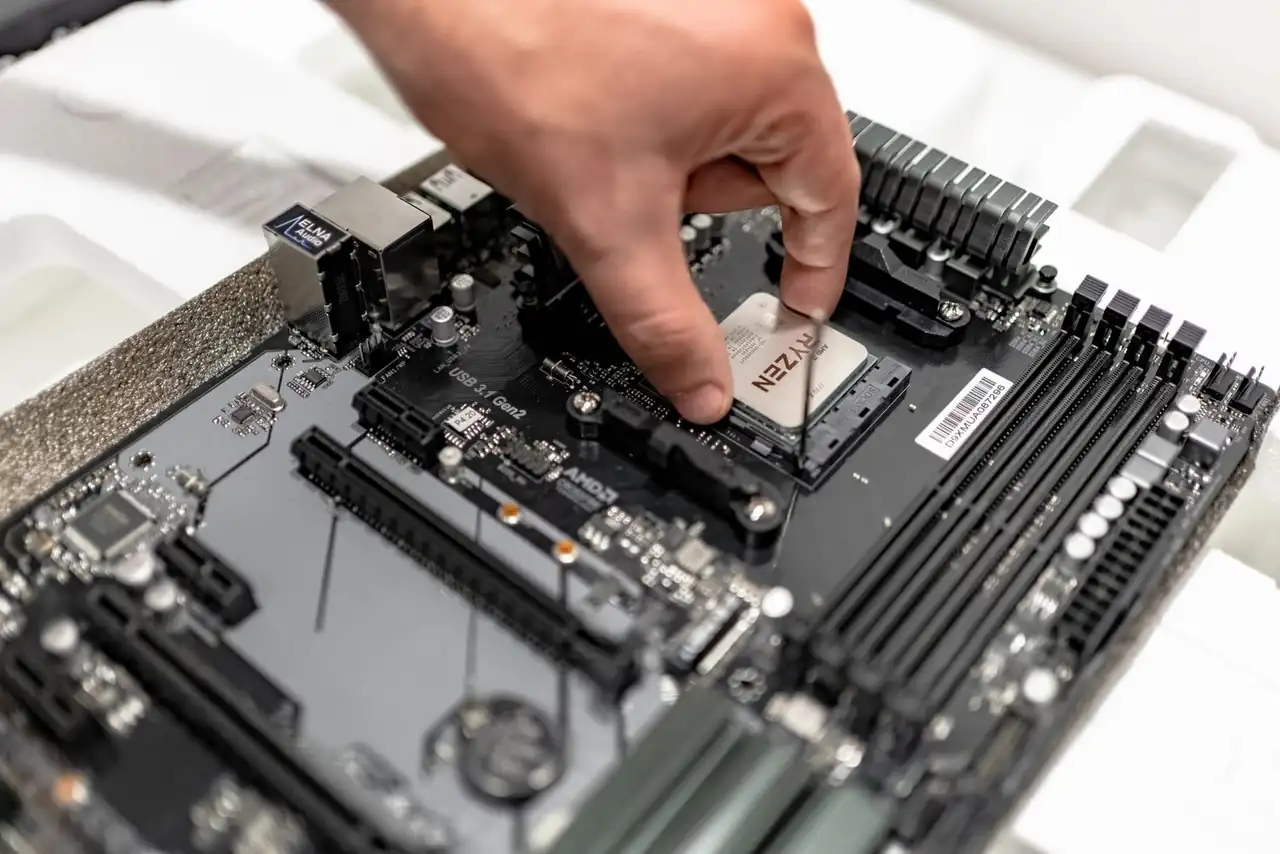 CPU beszerelése